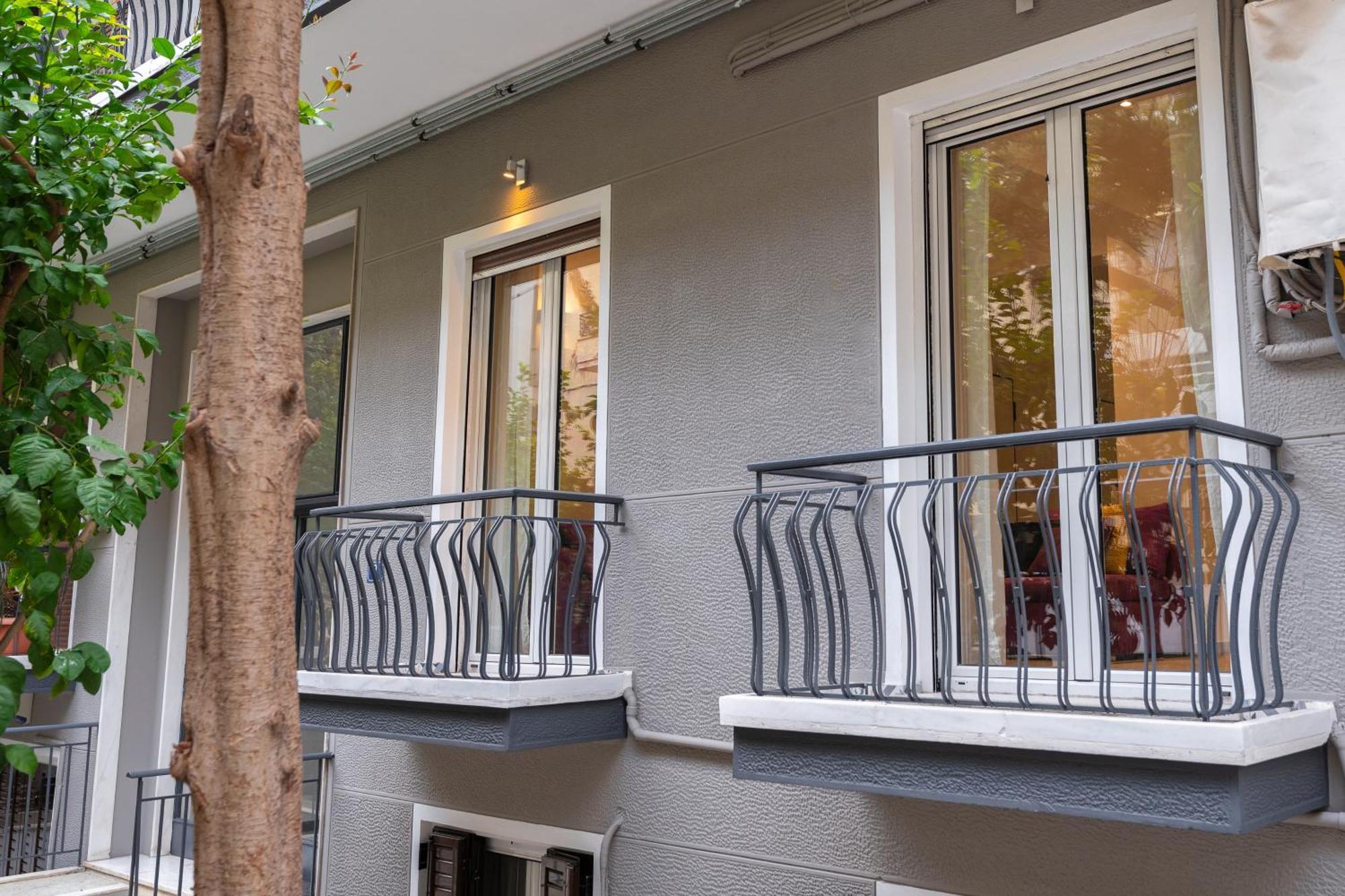Spacious Modern Apartment In Athens Near Metro Luaran gambar