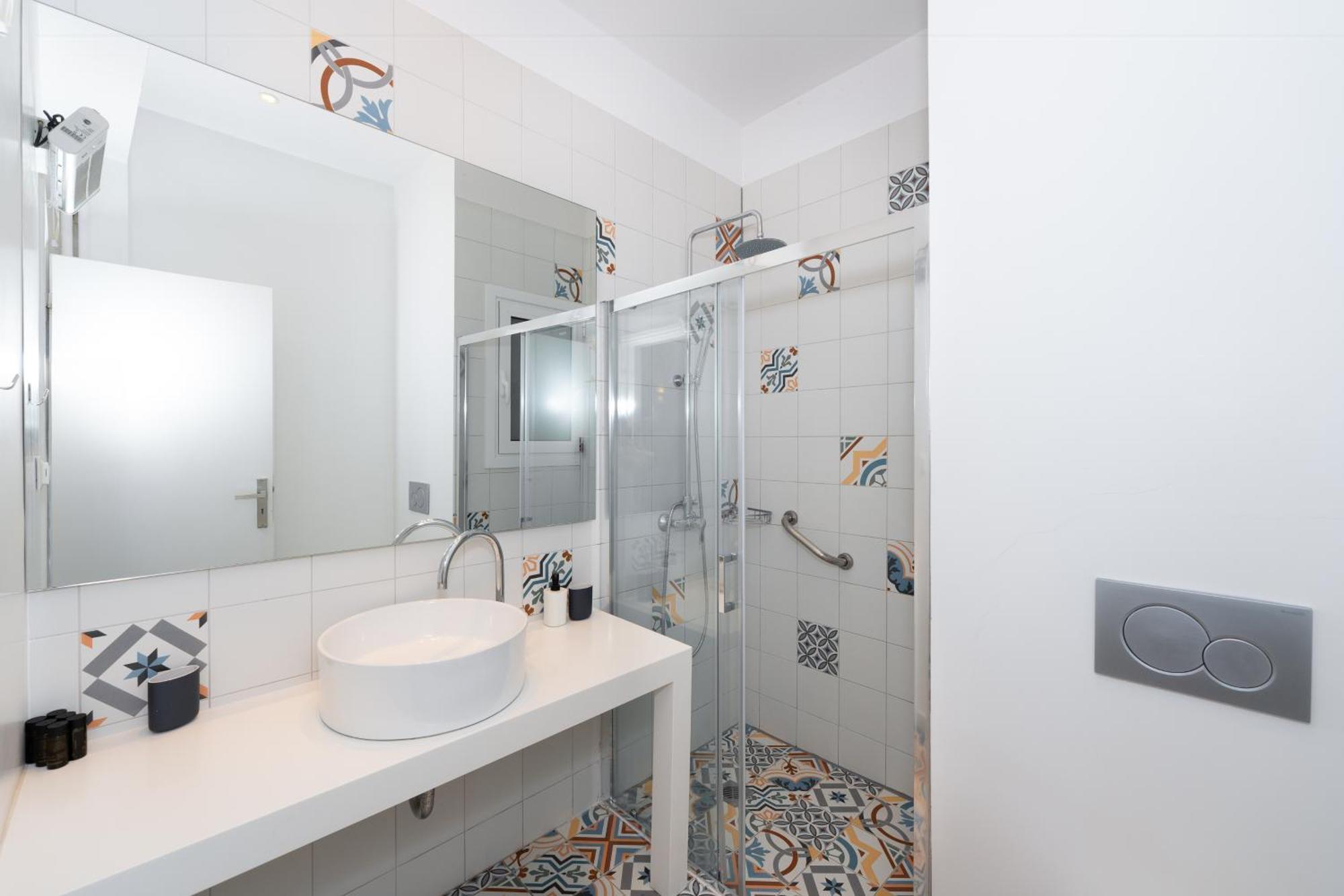 Spacious Modern Apartment In Athens Near Metro Luaran gambar